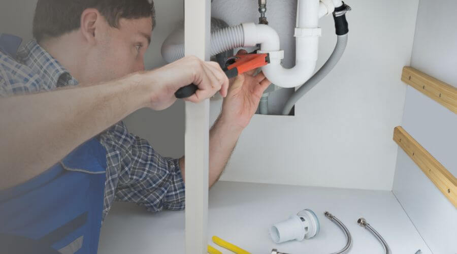 Professional sink repair in Pittsfield, IL